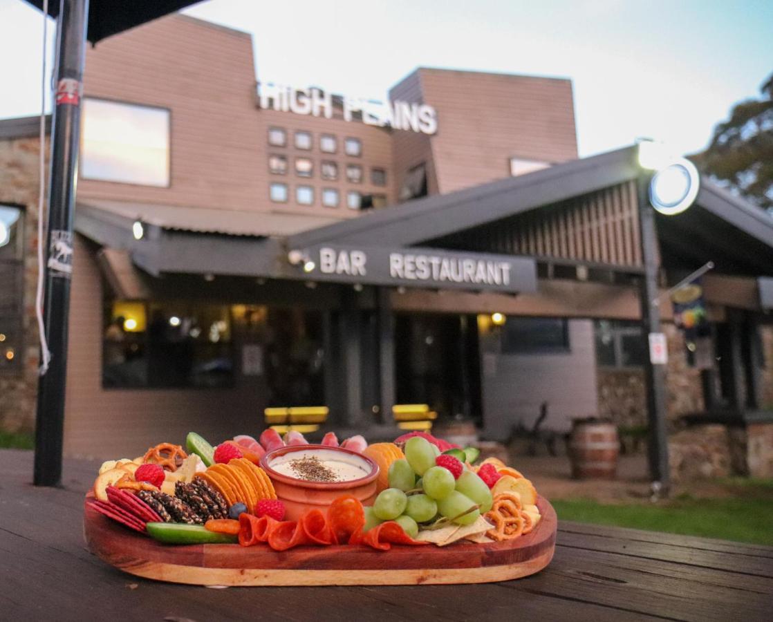 Hotel High Plains Dinner Plain Exterior foto
